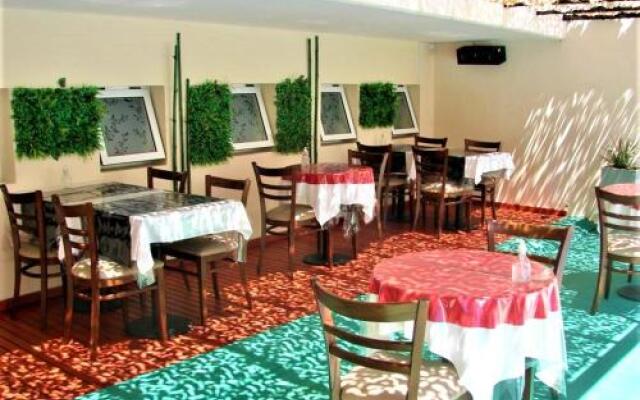 Hosteria Aguaribay