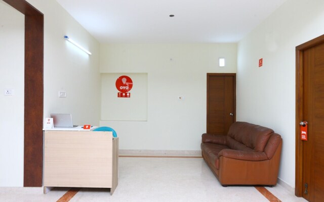 OYO 10123 The Posh Residency
