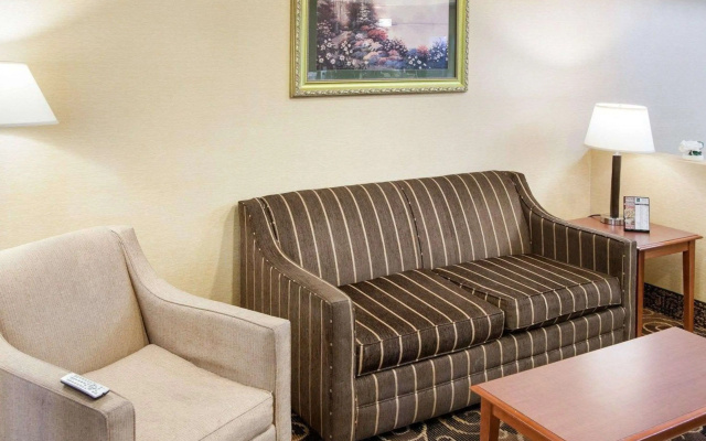 Quality Inn & Suites Niles