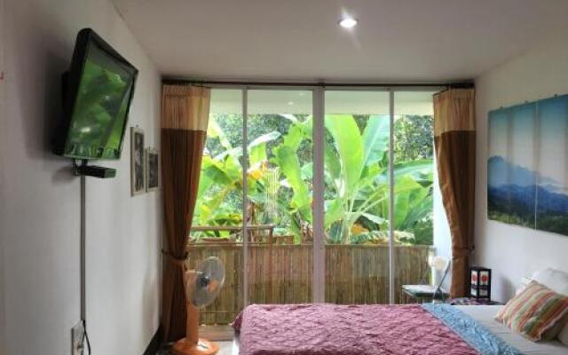 Pai Yard Guest House