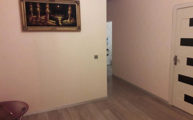 Neft Akademia metro 28 Maj 1 bedrom