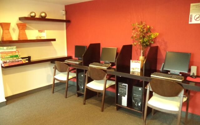 Hotel Mil 810