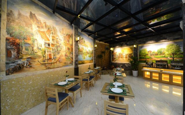 Blue Hanoi Inn City Hotel
