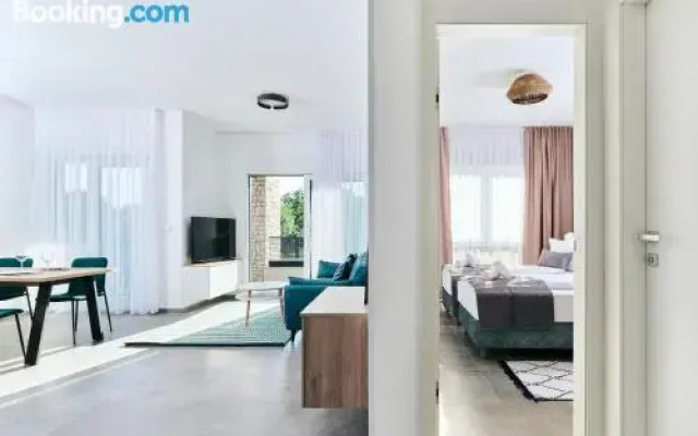 Apartments Istramaris