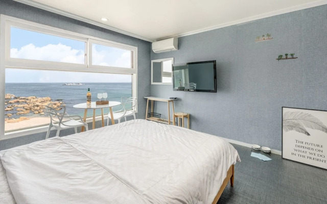 Goseong Napoli House Pension