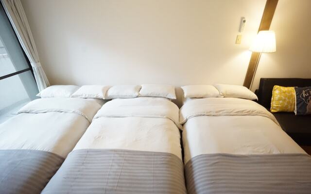 Terry's Apartment Shinsaibashi East I G05F