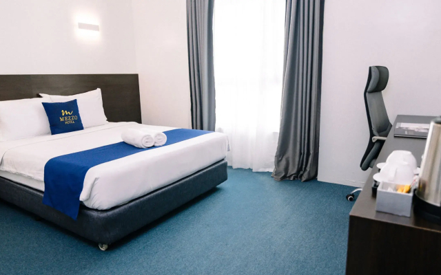 Mezzo Hotel
