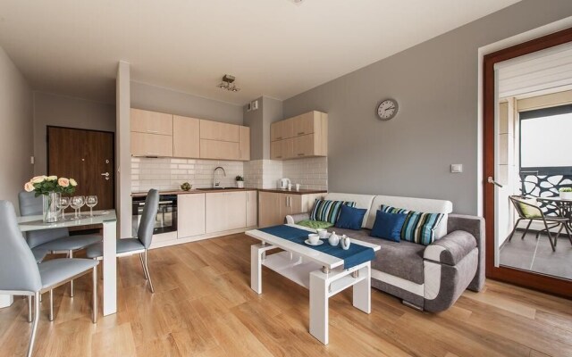 P&O Apartments Solec 13 with AC