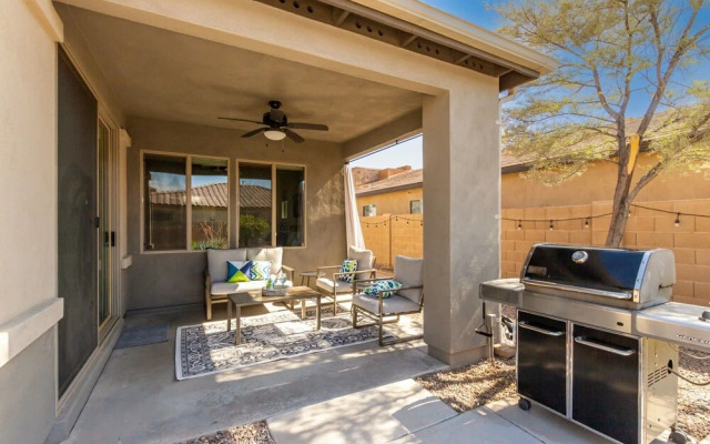 Merlot Gilbert 3 Bedroom Home by RedAwning