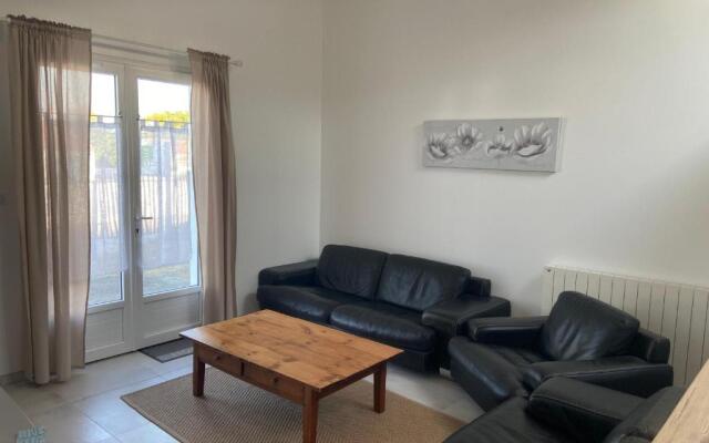 Gîte Barbâtre, 4 pièces, 8 personnes - FR-1-426-371