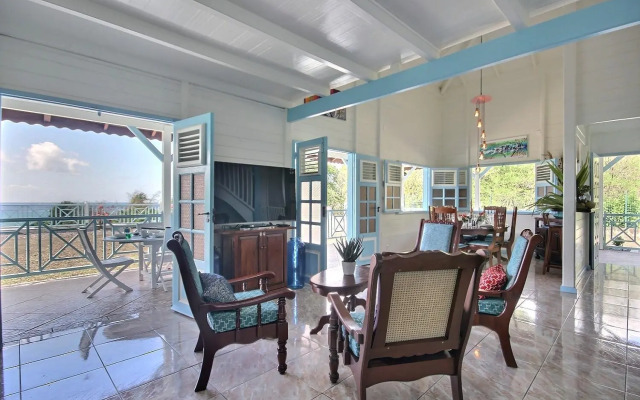 Villa Lyjade, 4 CH, piscine, vue mer