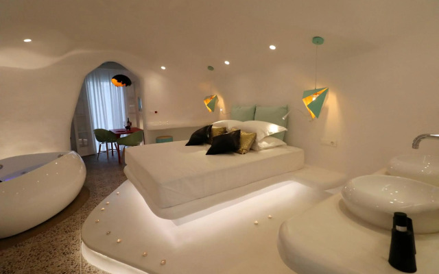 Cave Suites