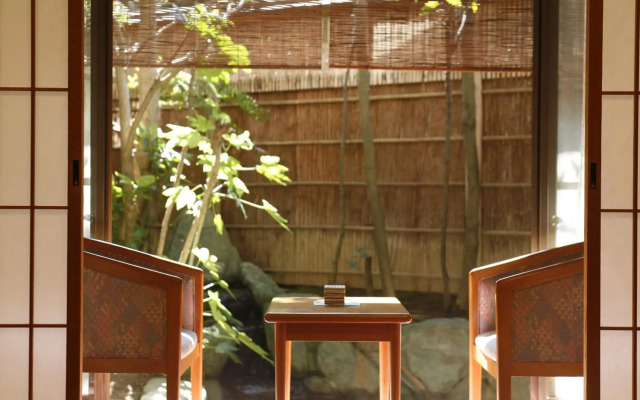 Sennen no yu Koman Ryokan