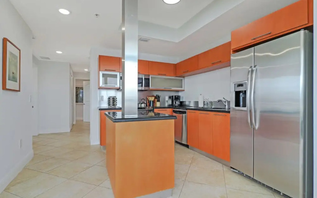 Roami at Sunny Isles