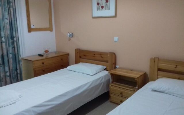 Nikolaki Rooms