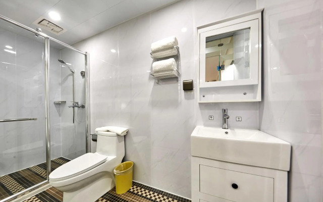 Hi Inn (Beijing Happy Valley Shibalidian)