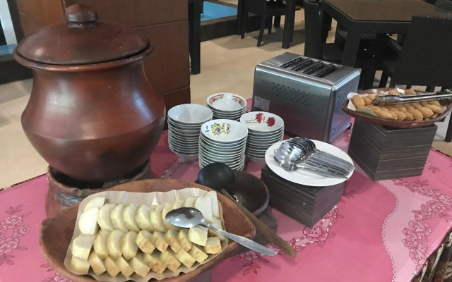 Surya Kencana Seaside Hotel