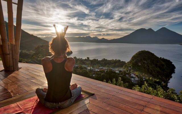 Eagle's Nest Atitlán Resort