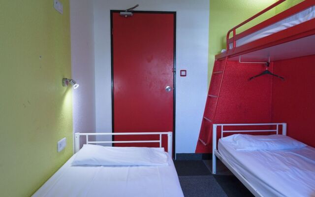 Lemon Hotel - Mery sur Oise/Cergy