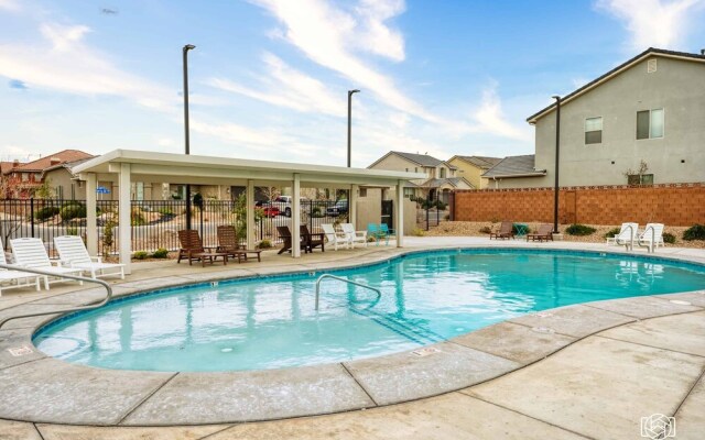 Mountain View by RedAwning