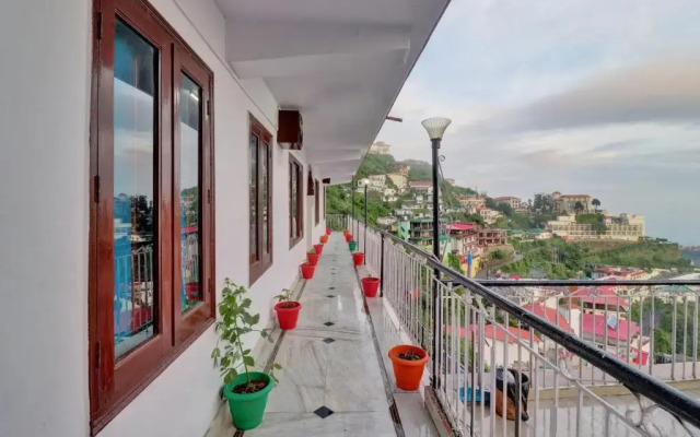 OYO 92514 Savitri Hotel Nand Palace