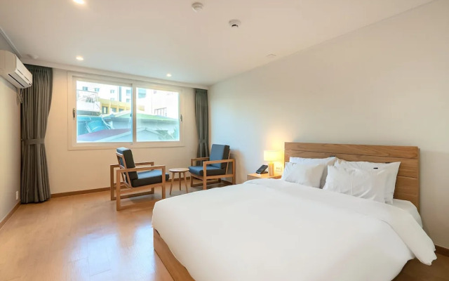 Sun Beach Hotel