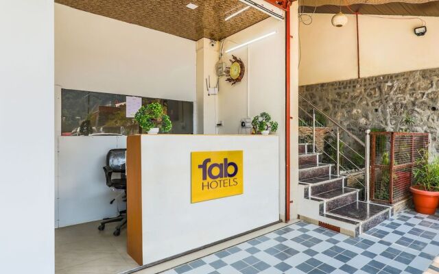 FabHotel 7 Heavens