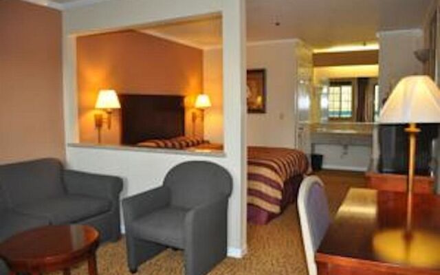 Executive Inn and Suites