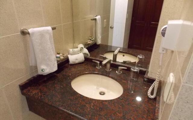 Cypres Hotel & Suites