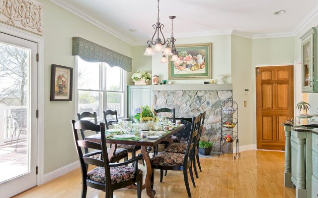 Annabelle Bed & Breakfast