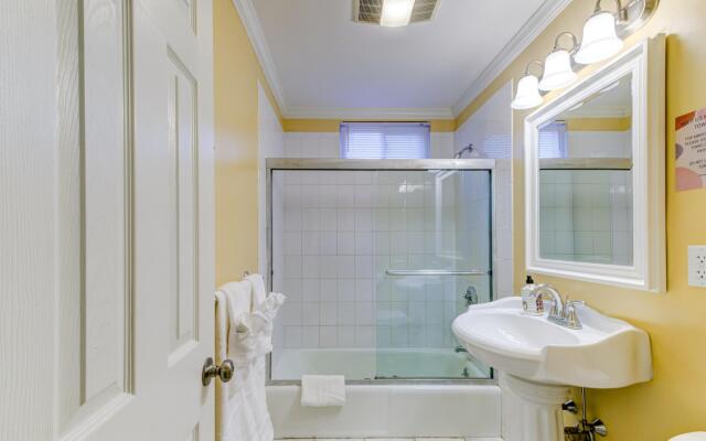 Spacious 2bd/1ba | Ashmont+Parking | 3D TOUR