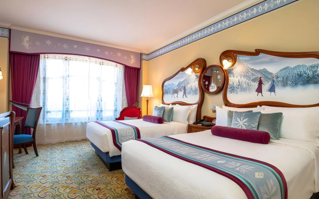 Shanghai Disneyland Hotel 