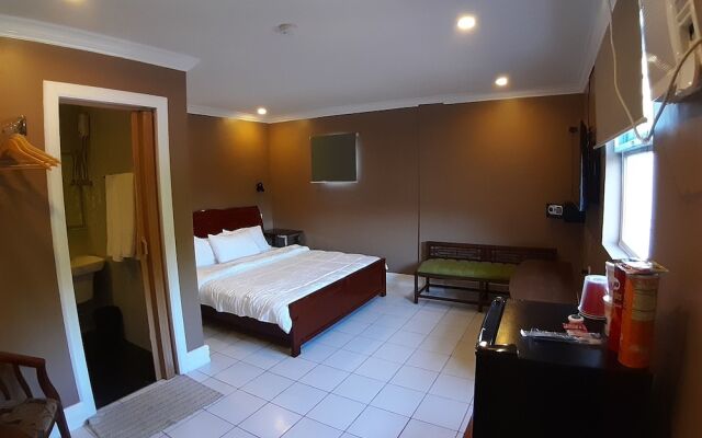 Thumbstar Hotel Bar