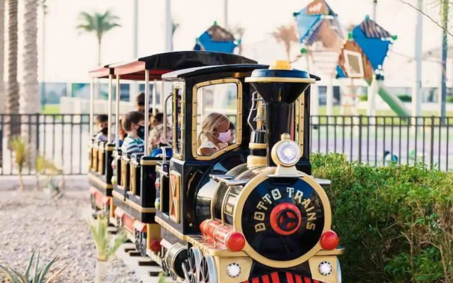 Pure Voyage Town Square