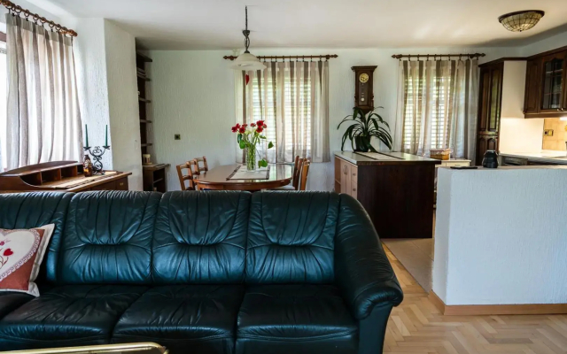 Apartments & Rooms Florjana