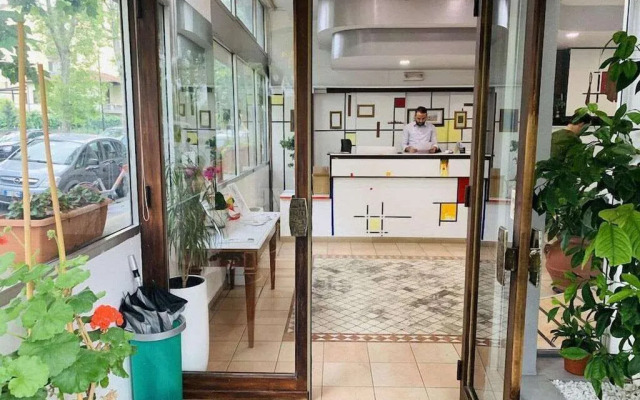 Hotel Real