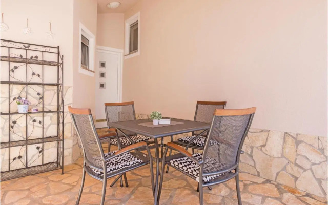 Three-Bedroom Holiday home Betiga with a Fireplace 02