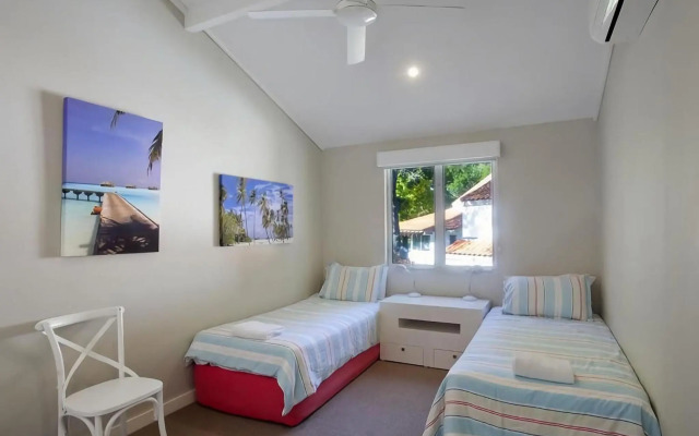 Little Cove Townhouse 9 Pandanus Street 14
