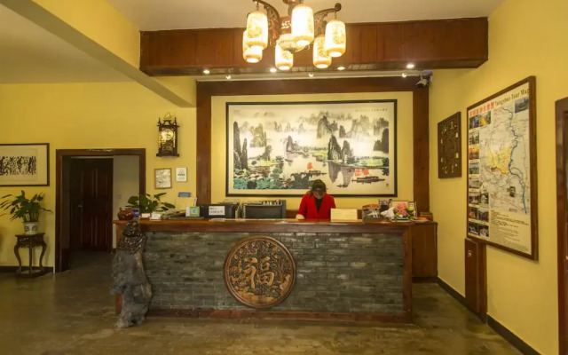 Snow Lion Riverside Resort