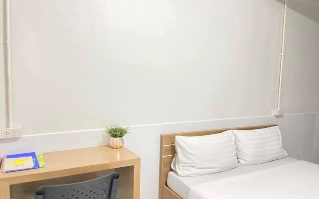 Ze Residence Ram Intra by ZUZU