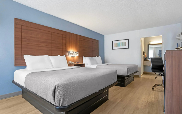 Quality Inn & Suites near Lake Eufaula