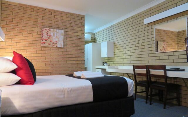 Golden Harvest Motor Inn