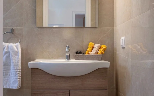 Absinthia Fanes Residences