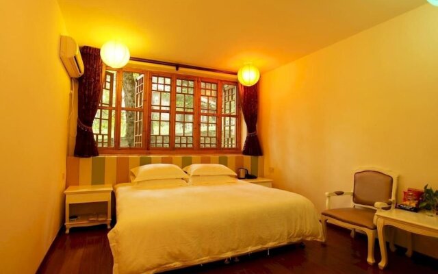 Minglu Villa Boutique Holiday Hotel