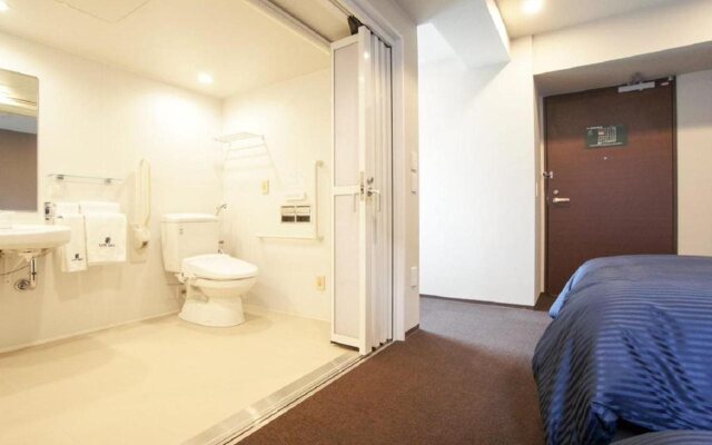 Hotel Live Max Yokohama Motomachi Ekimae