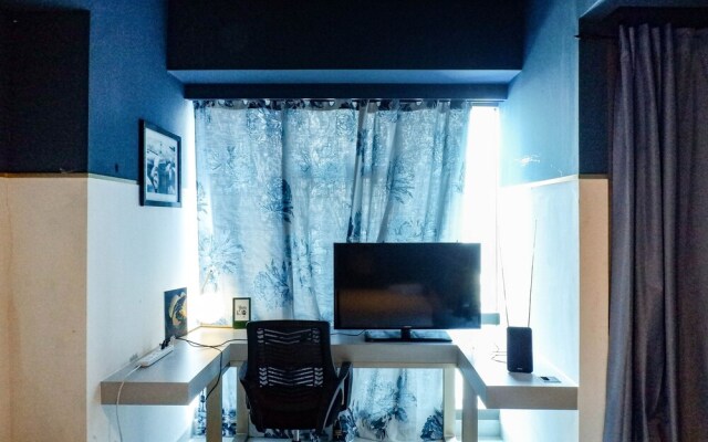 Luxurious Studio Apartment At La Riz Supermall Mansion