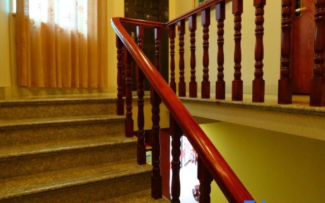 Lianjia Inn (Xiamen Railway Station South Square)