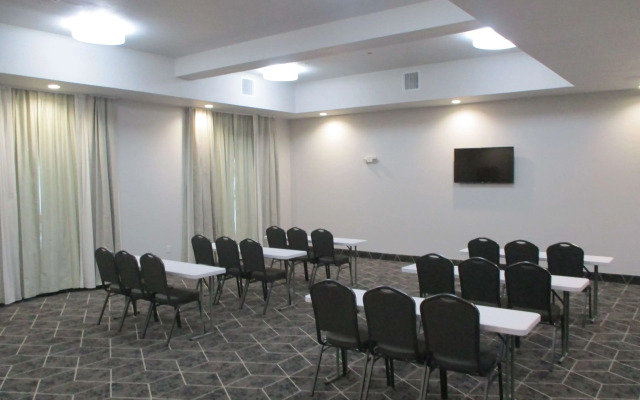 Best Western Plus Chickasha Inn