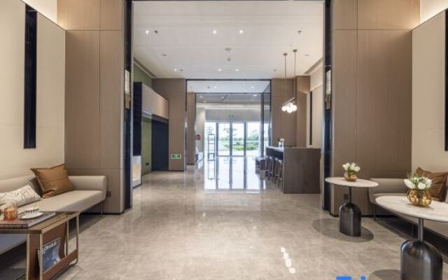 Zhonghai Haitang Serviced Apartment (Suzhou Olympic Stadium)