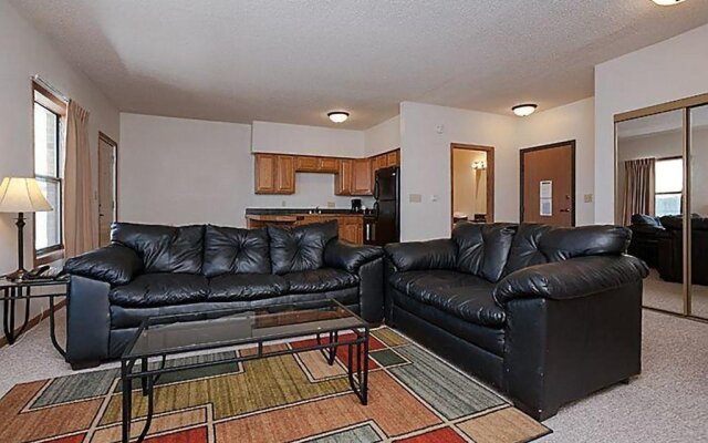 Alexis Park Inn & Suites